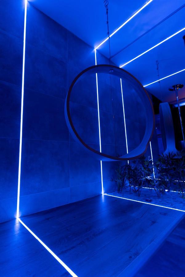 Les Secrets Rooms - Bonneval - Love Room - Spa Et Hammam Privatif ภายนอก รูปภาพ